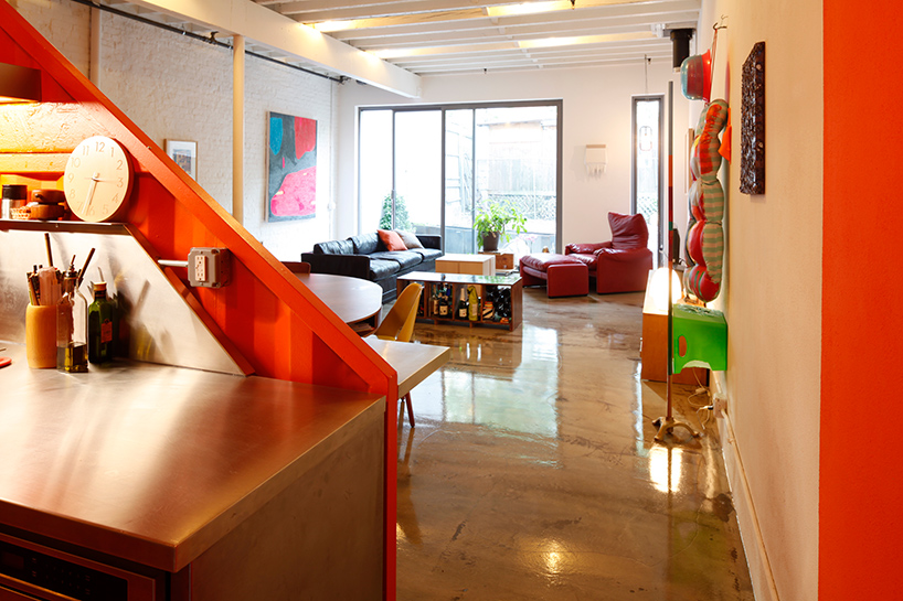 LOT-EK-irving-place-carriage-house-brooklyn-new-york-designboom-04