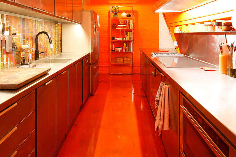 LOT-EK-irving-place-carriage-house-brooklyn-new-york-designboom-05