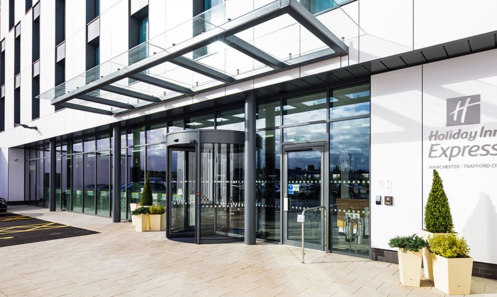 Holiday-Inn-Express-by-Chapman-Taylor-6-1020x610