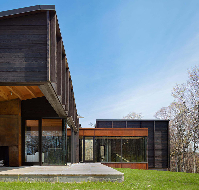 desai-chia-michigan-lake-house-leelanau-county-designboom-05