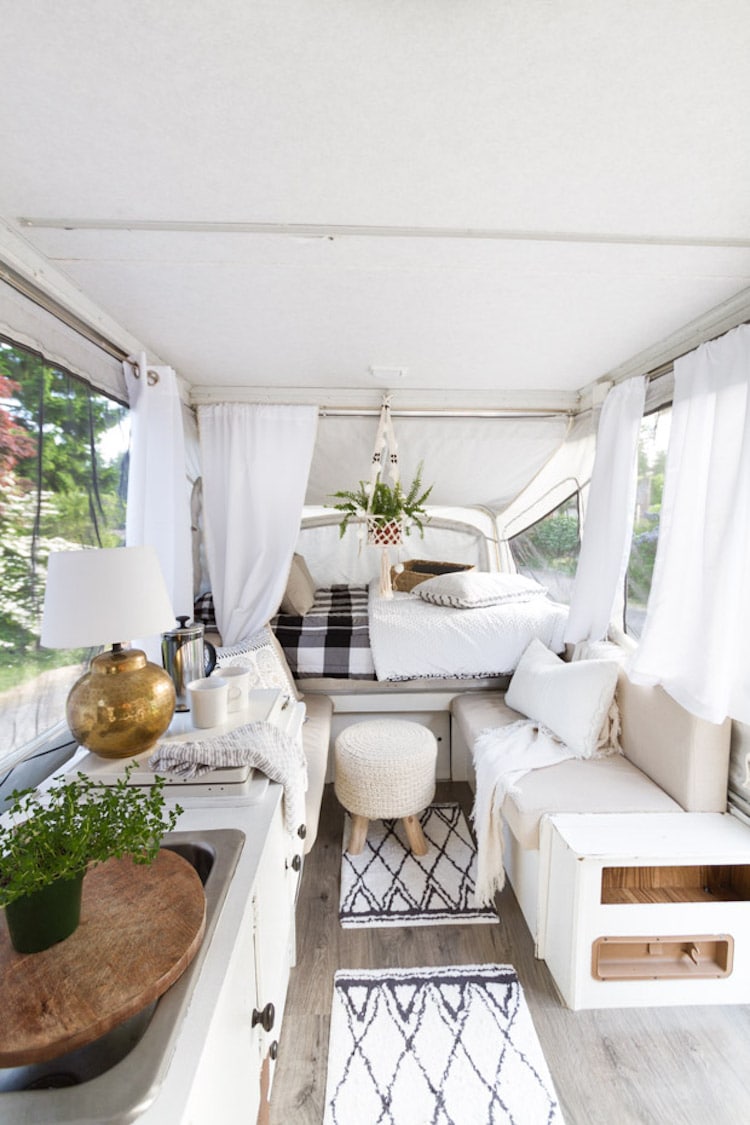 vintage-trailer-interiors-10