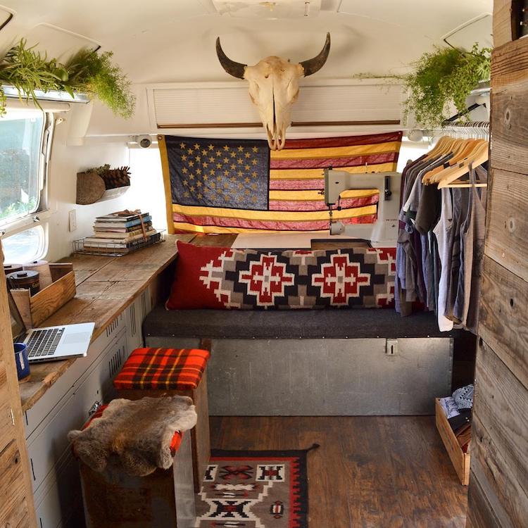 vintage-trailer-interiors-16