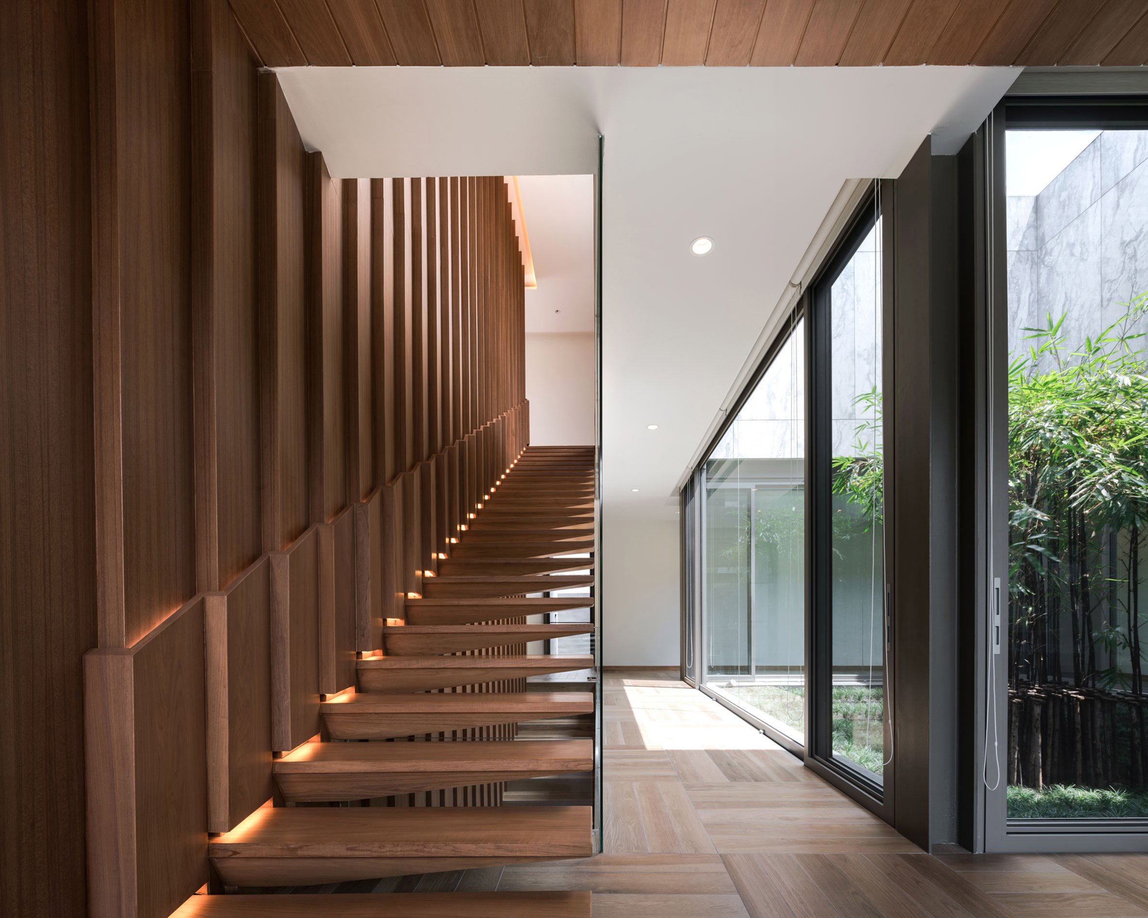 marble-house-open-box-bangkok-thailand_dezeen_2364_col_12