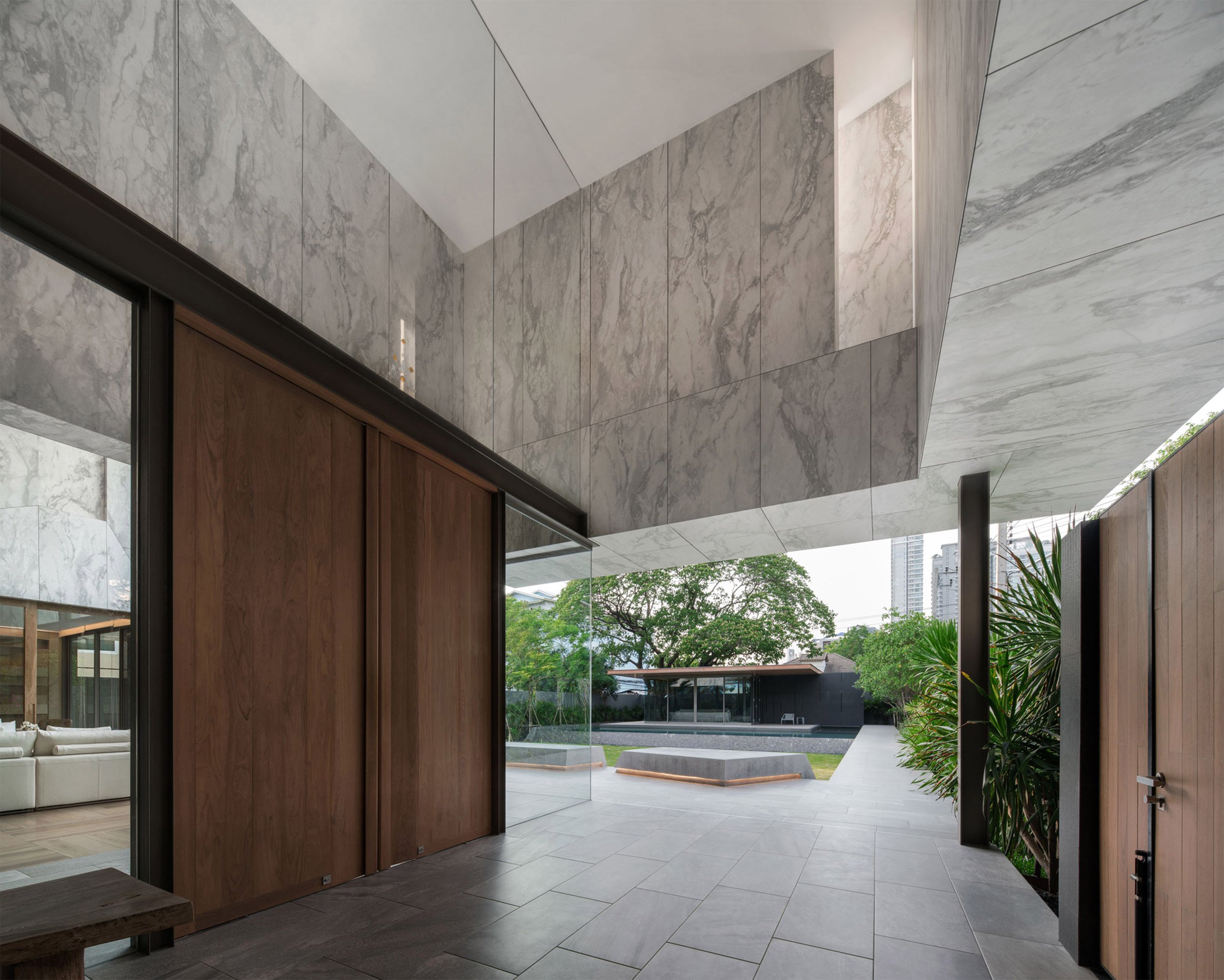 marble-house-open-box-bangkok-thailand_dezeen_2364_col_6