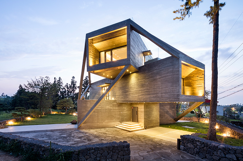 moon-hoon-simple-house-jeju-city-south-korea-designboom-04